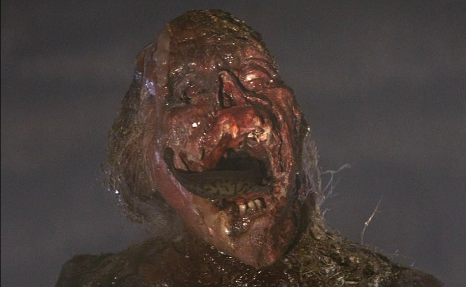 Un monstre dégueu dans Poltergeist II : The Other Side