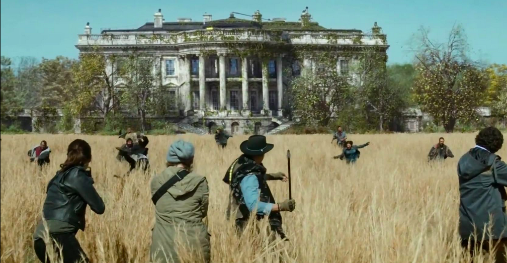 La maison blanche sous la végétation dans Zombieland : Double Tap