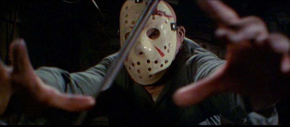 Jason Voorhes tend les bras pour vous attraper