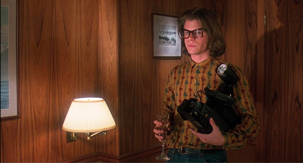 le geek avec sa caméra dans Friday the 13th Part VIII : Jason Takes Manhattan