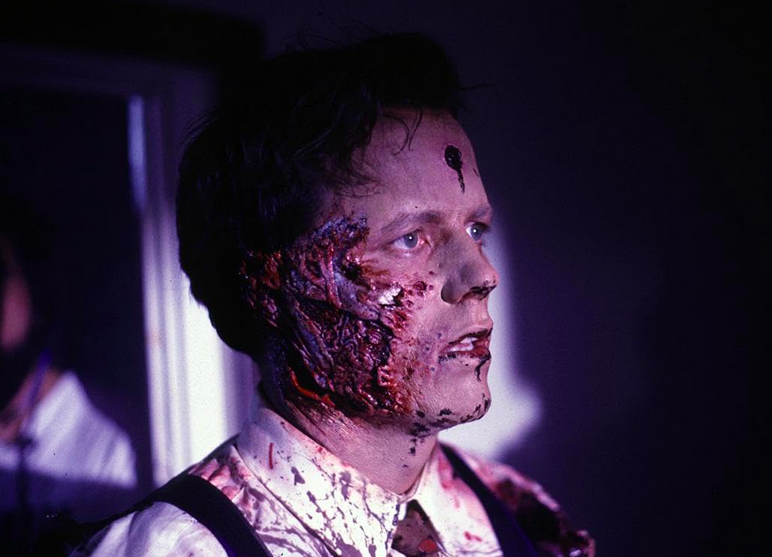 Steven Culp en zombie en pleine déreeliction